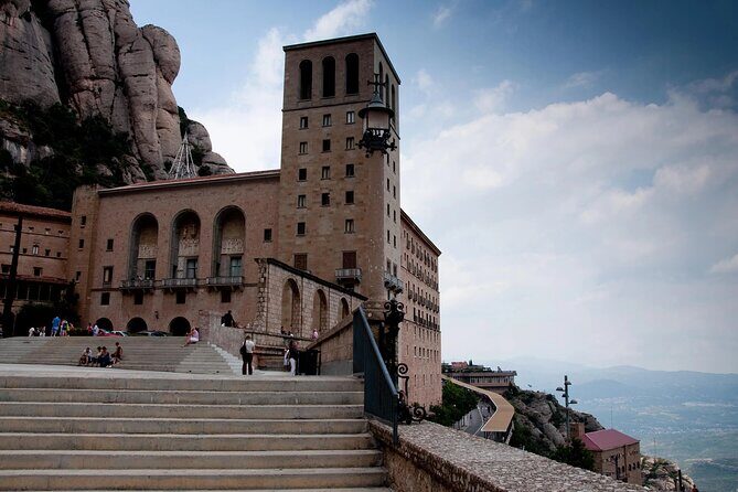 Train Journey from Barcelona Shared Tour in Montserrat - Key Points