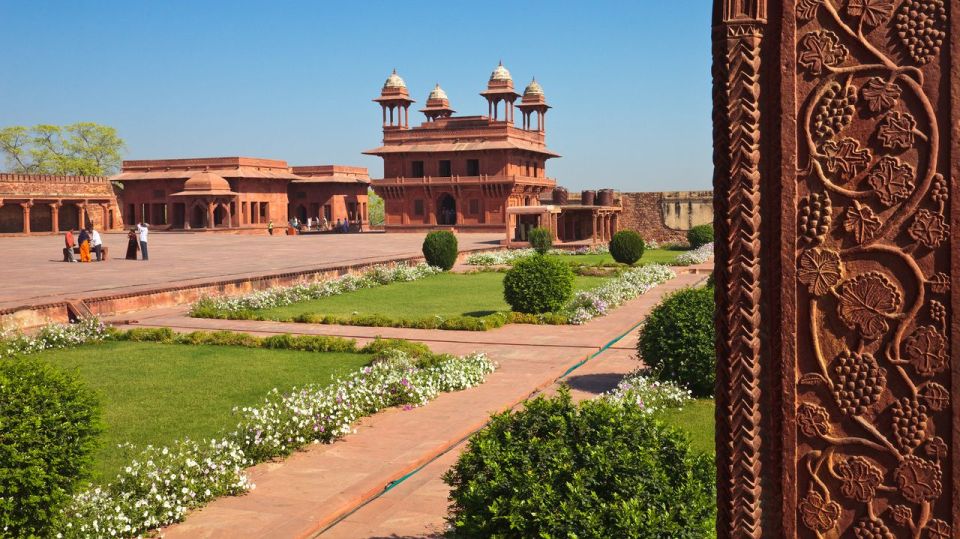 Transfer Agra To Jaipur Via Fatehpur Sikri & Stepwell - Key Points