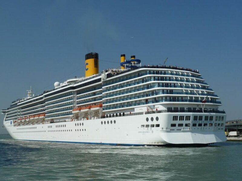 TRANSFER AIX EN PROVENCE (One Way) to CRUISE PORT MARSEILLE - Vehicle Details