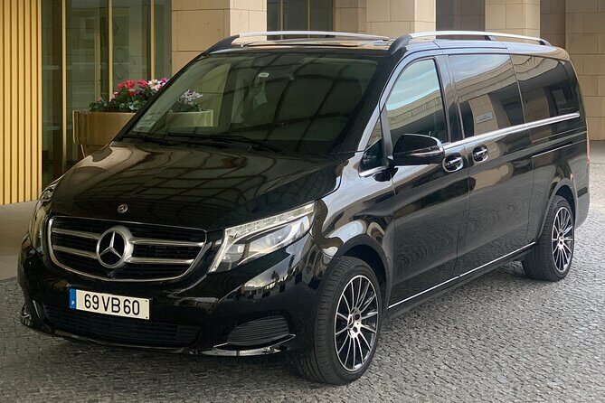 Transfer between the hotel and Lisbon airport - Who Is This Transfer Best For?