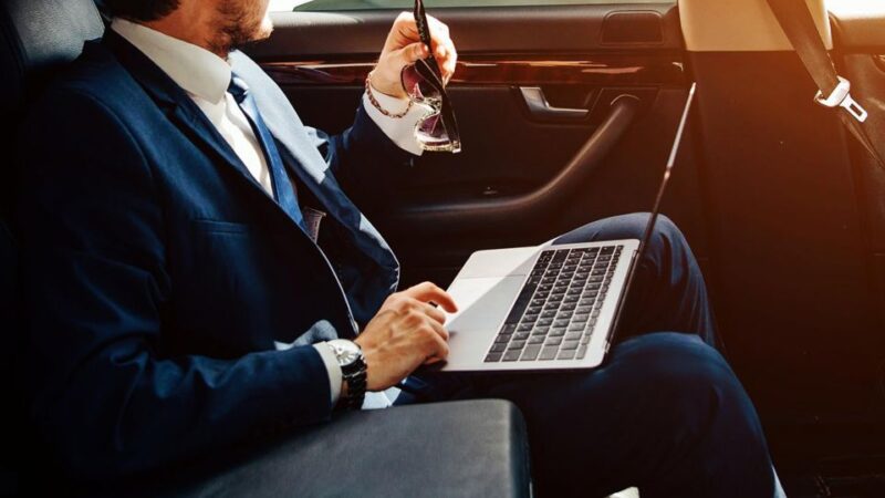 Transfer CDG Airport to Long Distance Paris - Driver Communication