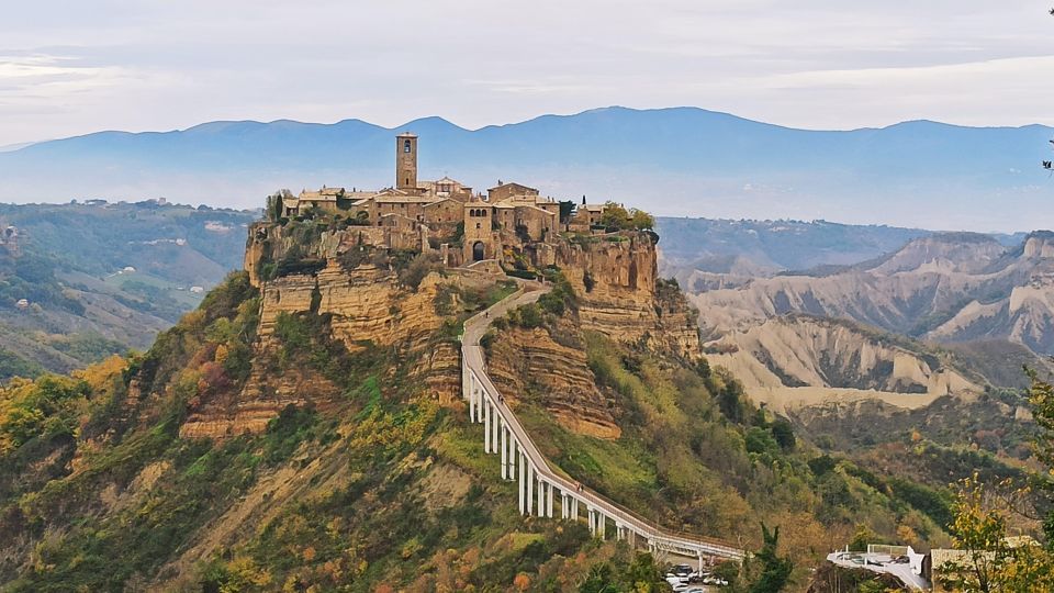 Transfer Florence-Rome With Stops in Orvieto & Bagnoregio - Key Points