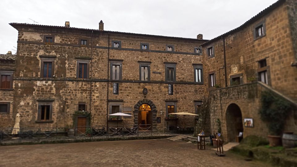 Transfer Florence-Rome With Stops in Orvieto & Bagnoregio - Discovering Civita Di Bagnoregio