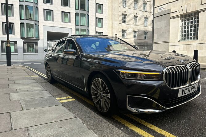 Transfer From Central London to Luton Airport - Chauffeur Service