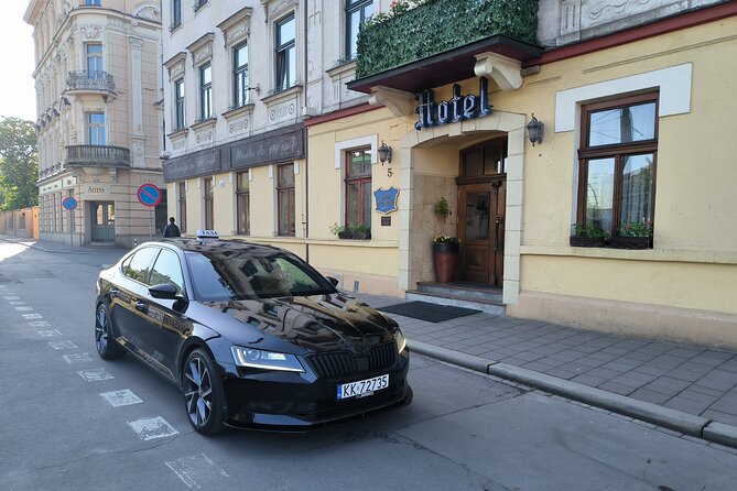 Transfer From Krakow Airport to Krakow City - Key Points
