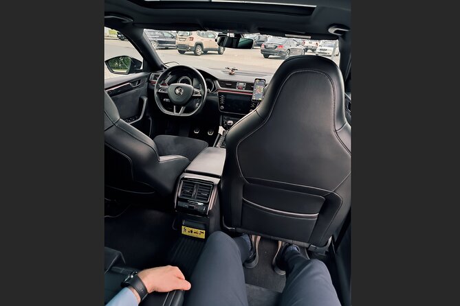 Transfer From Krakow Airport to Krakow City - Accessibility and Participation