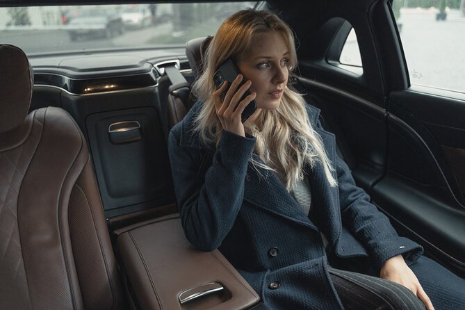 Transfer From Paris Charles De Gaulle Airport to Paris - Customer Support and Assistance