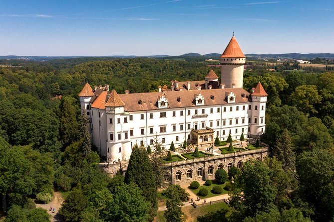 Transfer From Prague to Cesky Krumlov: Private Daytrip With 2h for Sightseeing - Since You Asked