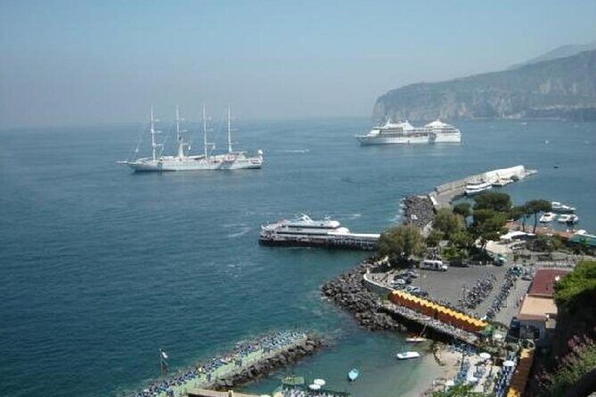 Transfer from Sorrento to Naples or vice versa - Key Points