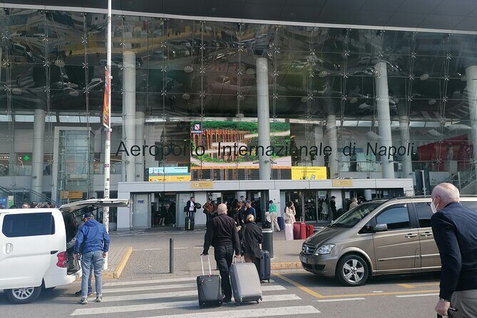 Transfer from Sorrento to Naples or vice versa - An in-depth look at the transfer experience