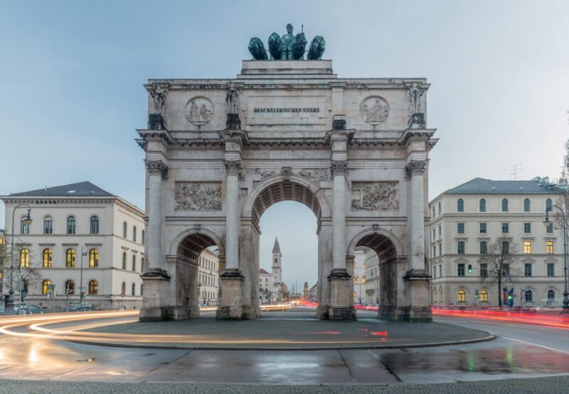 Transfer From Vienna to Munich With 2 Hours of Sightseeing - Vehicle Options for Comfort
