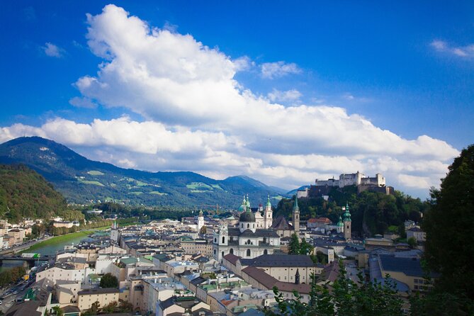 Transfer From Vienna to Salzburg: Private Daytrip With 2 Hours for Sightseeing - Comfort and Amenities
