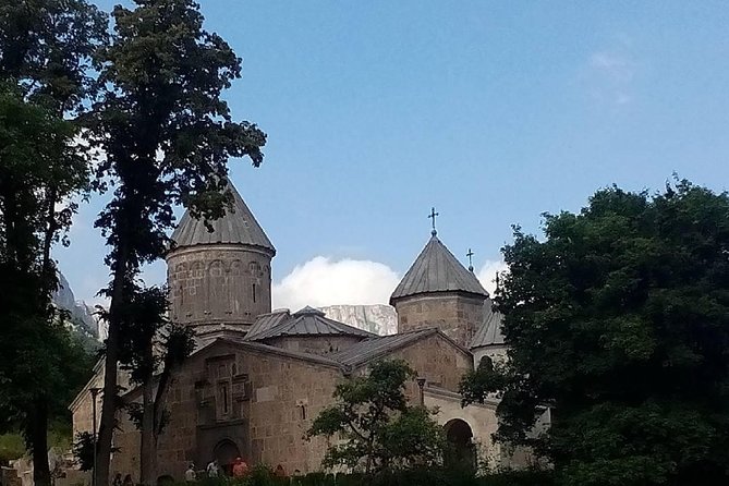Transfer From Yerevan to Tbilisi With Tours - Positive Reviews and Excellence Badge