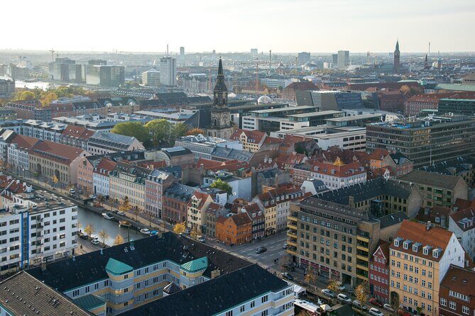 Transfer Kastrup Airport (CPH) to Copenhagen City Center - In-Depth Breakdown of the Experience