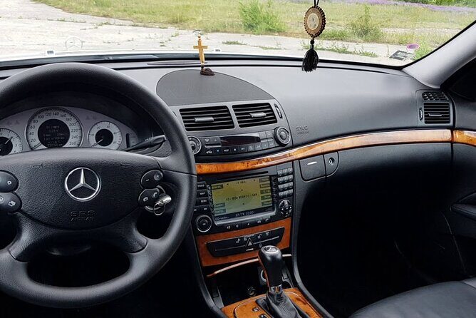 Transfers Tirana Airport - Sarande - Ksamil - Airport Tirana - Who Is This Transfer Service Best For?  