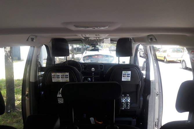 Transfers to the Airport, Hotel, Station, and Other Places in Arcachon, Saint-Emilion on Request - Meeting and Pickup Options