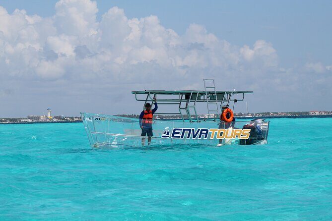 Transparent Boat with Snorkeling drinks and photo shoot - Key Points