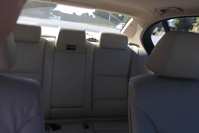 Transport With a Luxrious and Comfy Car - Key Points