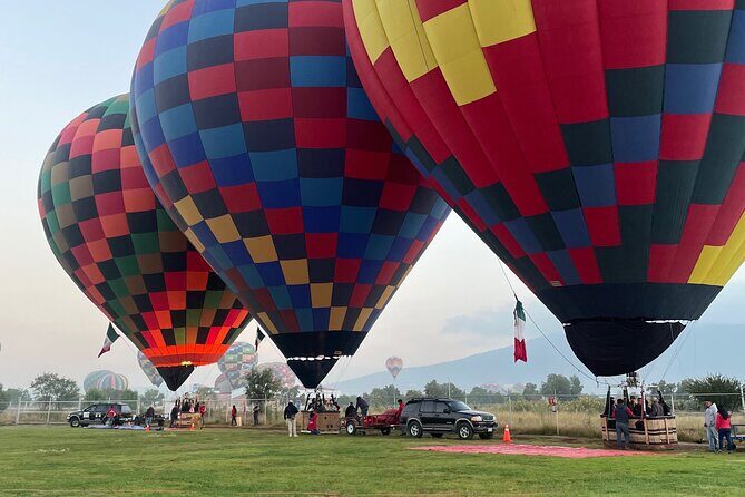 Transportation and Hot Air Balloon Flight Teotihuacán - Key Points