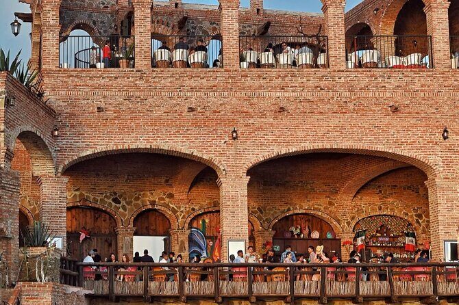 Transportation Suburban Weddings,Birthday/Valley of Guadalupe - Who Will Love This Experience