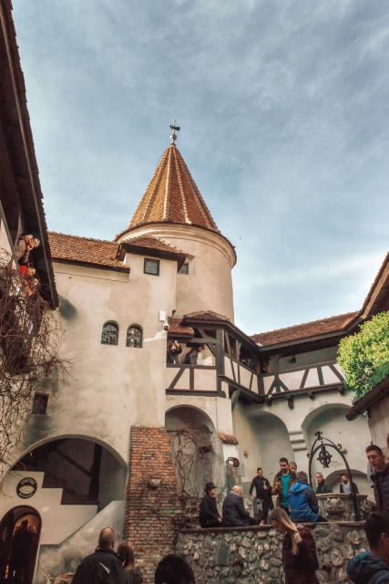 Transylvania Tour: Draculas Castle, Peles Palace & Brasov - Scenic Journey Through Transylvania