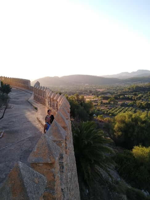 Travel and play tennis in Mallorca - Discover Mallorca with a Mix of Nature, Culture, and Sport