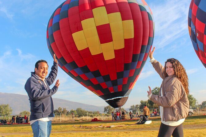 Travel by Hot Air Balloon, Teotihuacán Pyramids and Lunch - FAQ