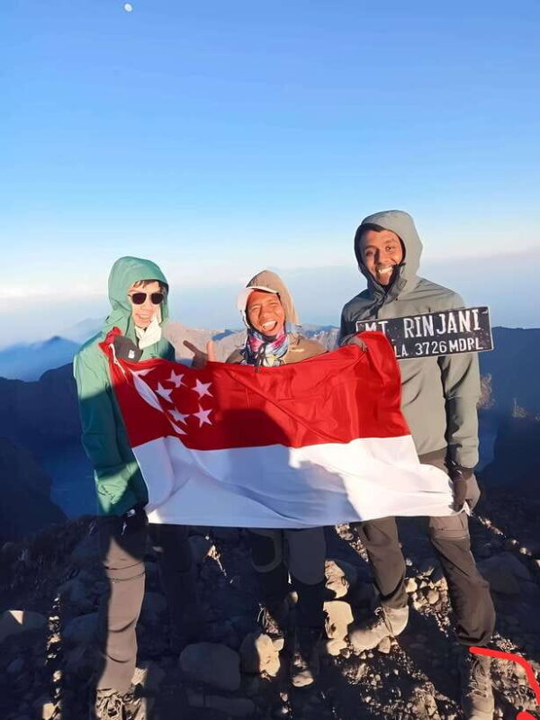trekking mount rinjani summit join in group tour - Analyzing the Value