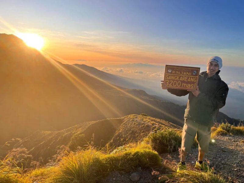 Trekking Mount Sangkareang (Second Summit of Rinjani 2D1N - Campsite and Sunset Views
