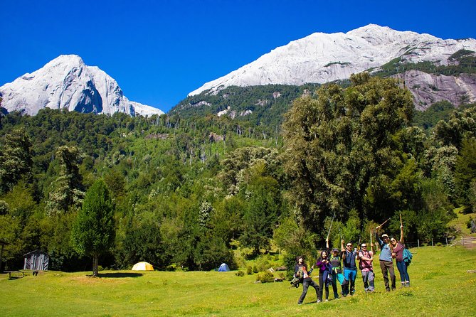 Trekking Slides Valley of La Junta, Cochamó - Meeting and Pickup Details