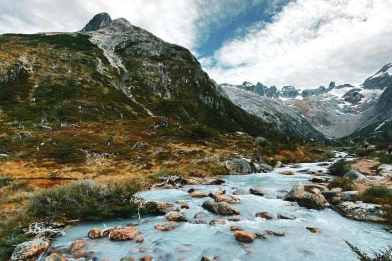 Trekking to Emerald Lagoon - Key Points
