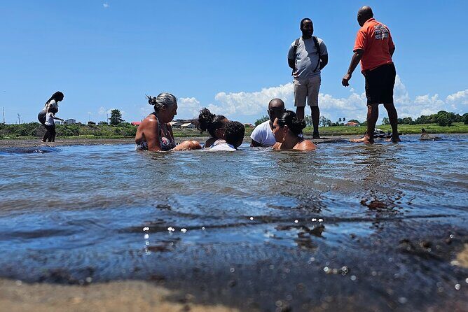 Trinidad Treasures Pitch Lake Temple and Scarlet Ibis - Key Points