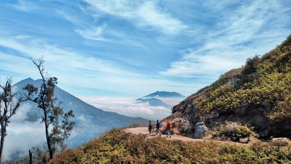 Trip to Ijen Crater From Banyuwangi - Trekking to the Blue Fire