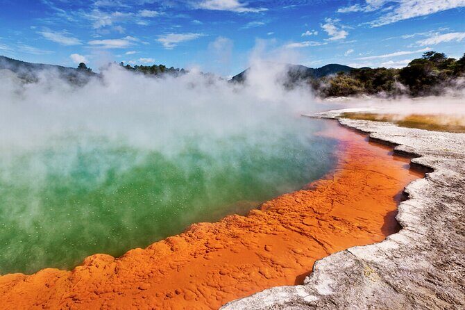 TRIPLE DEAL Wai-O-Tapu, Redwood Forest & Blue Springs Ex Auckland - Key Points