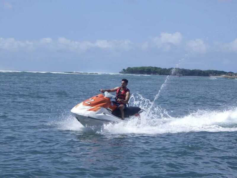 Triple Package Self Drive Jet Ski, Banana & Parasailing - An In-Depth Look at the Watersport Tour