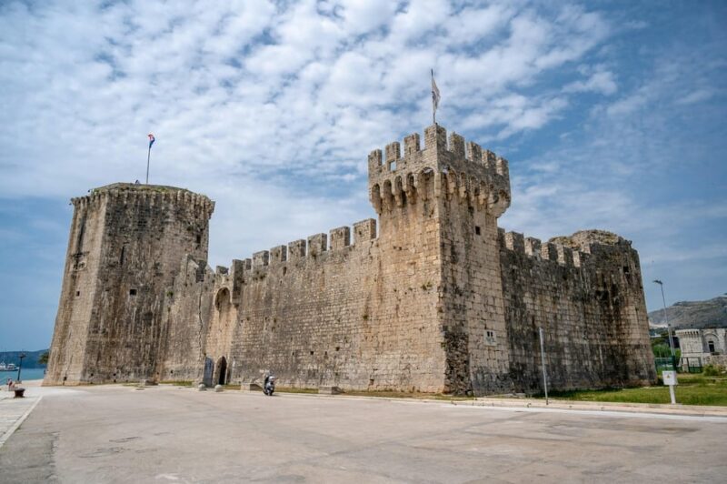 Trogir and Klis Fortress Private Half Day Tour From Split - Exploring Trogir
