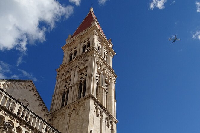 Trogir Old Town Walking Tour - Encountering Historical Monuments