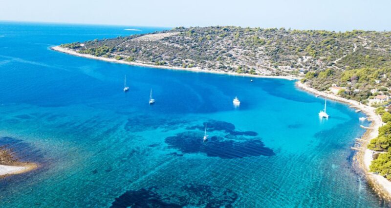 Trogir: White Lagoon, Maslinica & Blue Lagoon Speedboat Tour - FAQ