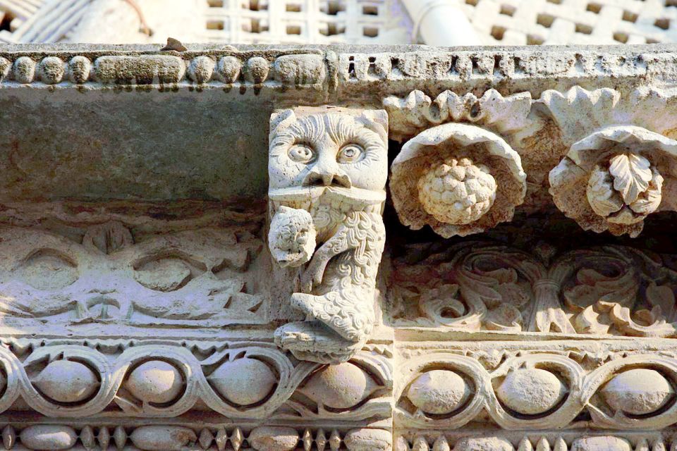Troia Walking Tour: Apulian Romanesque Architecture - Panoramic Views of Dauni Mountains
