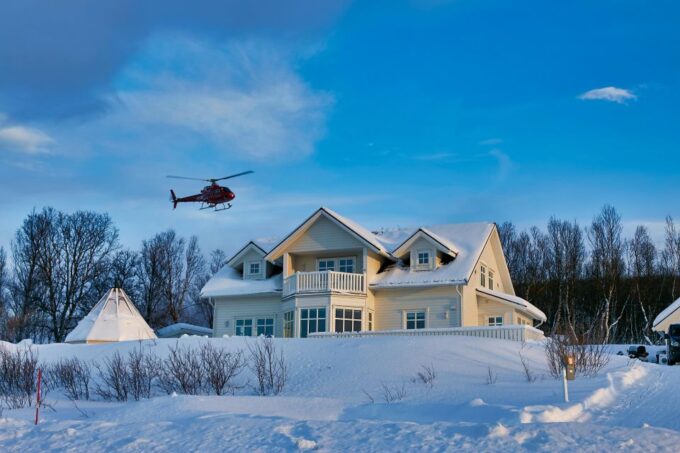 Tromsø: Aurora Crystal Lavvo Overnight Stay With Activities - Booking and Cancellation Policy