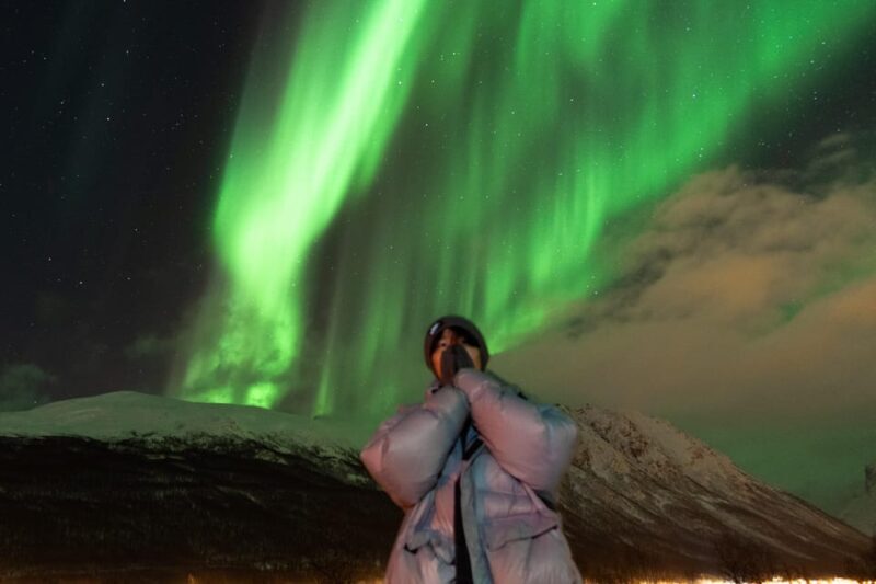 Tromsø: Aurora Quest Minibus Adventure - An In-Depth Look at the Tromsø Aurora Quest Minibus Adventure