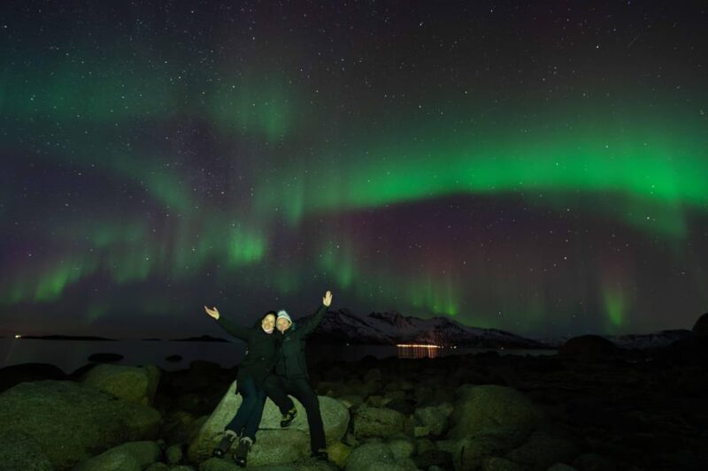 Tromsø: Aurora Tour with Campfire and Professional Photos - Key Points
