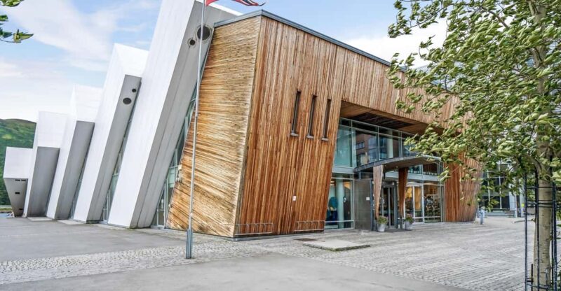 Tromsø: Guided Tour of Polaria - Focus on Climate Education