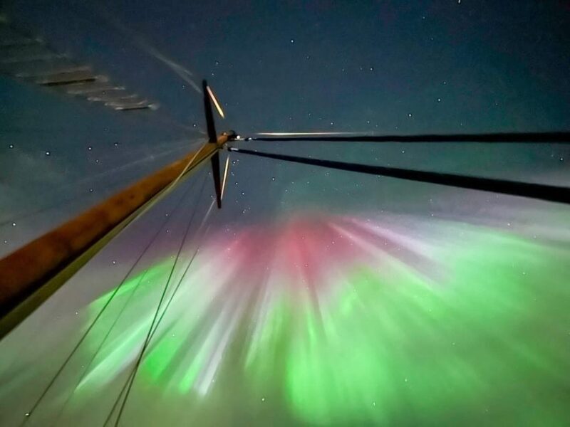 Tromso: Luxury Northern Lights Cruise with Hot Tub & Dinner - What to Expect: Comfort Meets Adventure