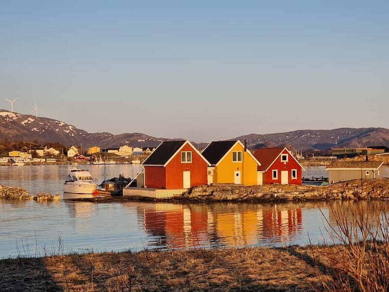 Tromsø: Midnight Sun Adventure with Lunch and Photos - Key Points