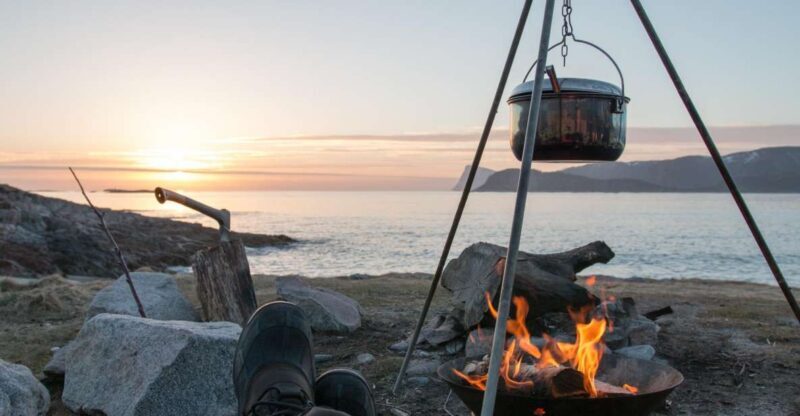 Tromsø: Midnight Sun with Campfire in the wilderness - Key Points