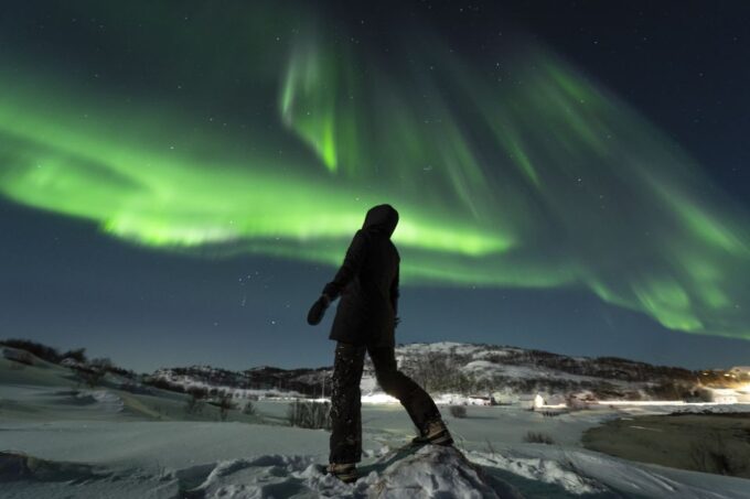 Tromsø: Northern Lights Guided Bus Tour - Tips for a Successful Experience