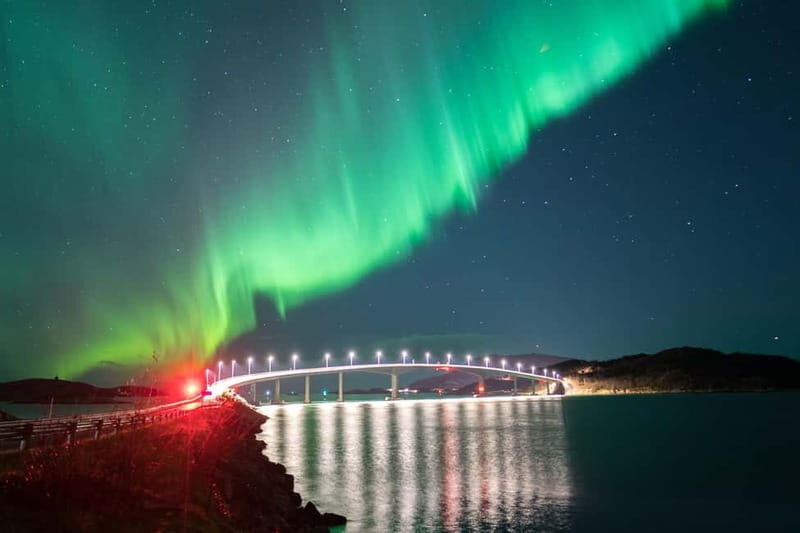 Tromsø: Northern Lights Hunt with Professional Photographer in Spanish - Why This Tour Works Well for Different Travelers