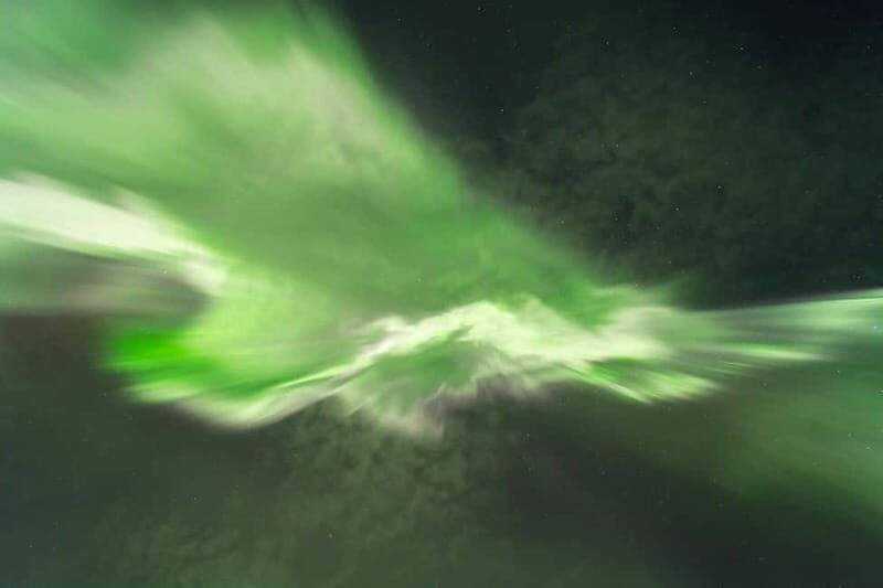 Tromsø: Northern Lights Hunt with Professional Photographer in Spanish - FAQ