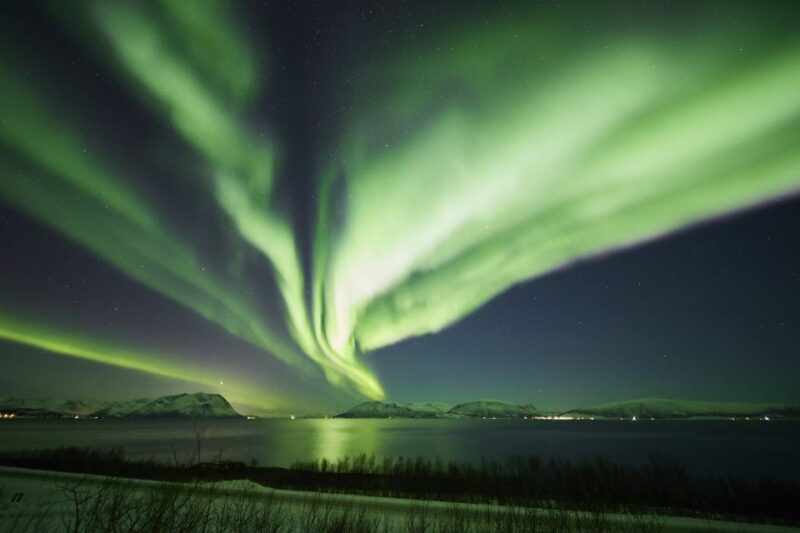 Tromso: Northern Lights Photo Excursion - Included Amenities